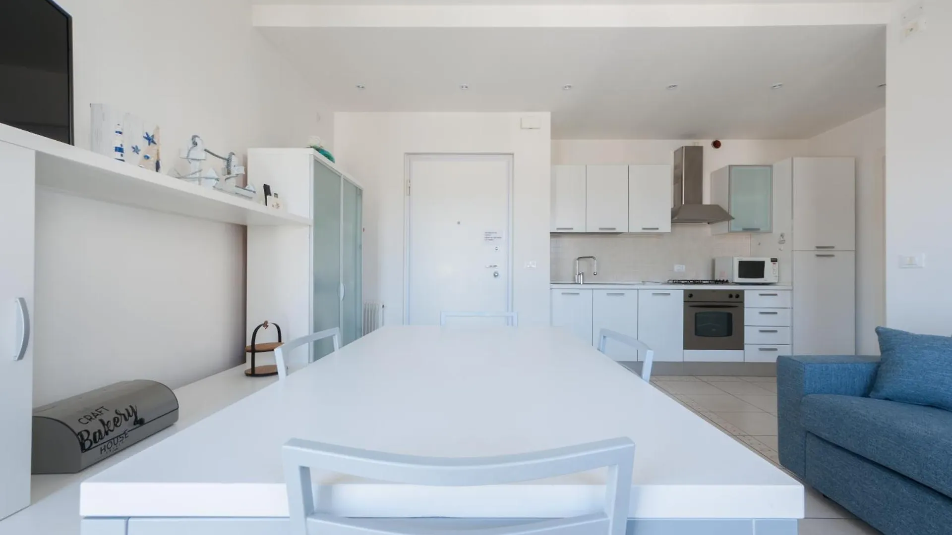 Condominio Delfino - Immobiliare Pacella Lido di Jesolo 0*,  Italy